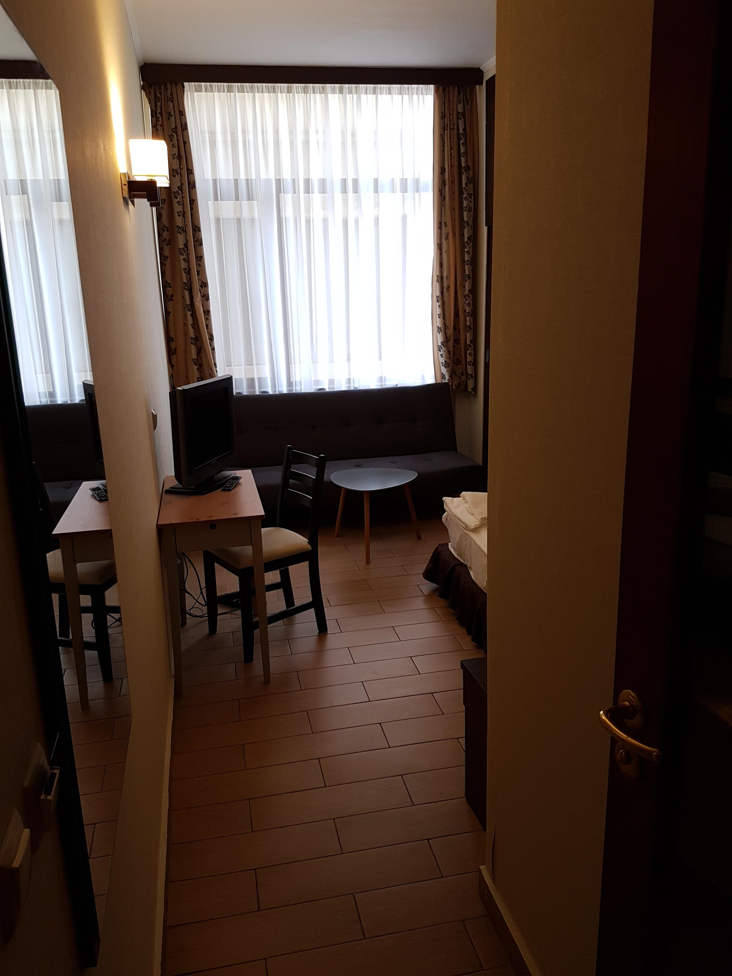 Art Hotel Varna Exterior foto