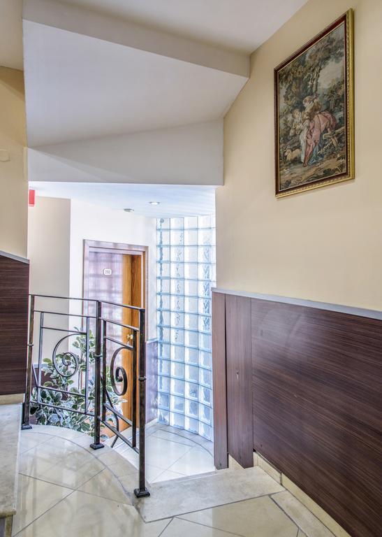 Art Hotel Varna Exterior foto