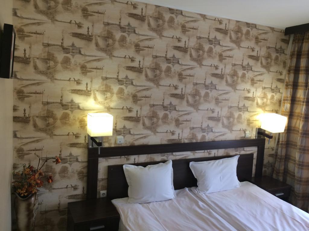 Art Hotel Varna Exterior foto