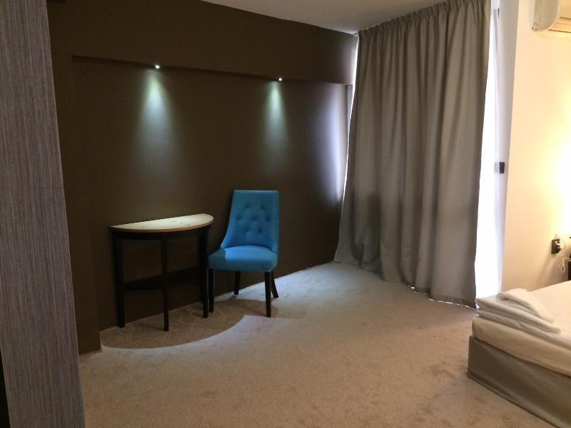 Art Hotel Varna Exterior foto